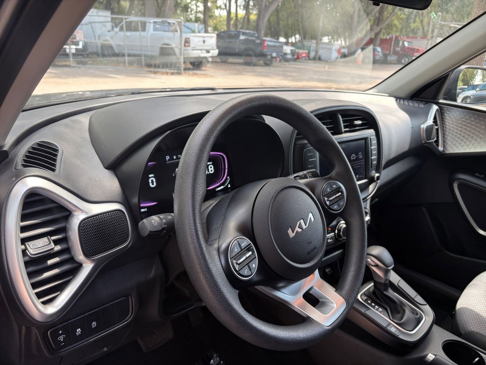 Thumbnail: 2025 Kia Soul - 32