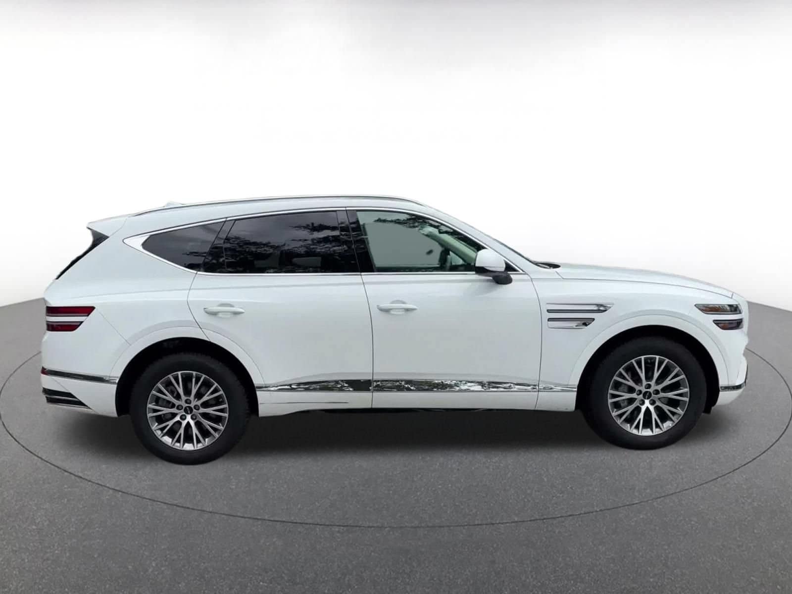 Thumbnail: 2026 Genesis GV80 - 16