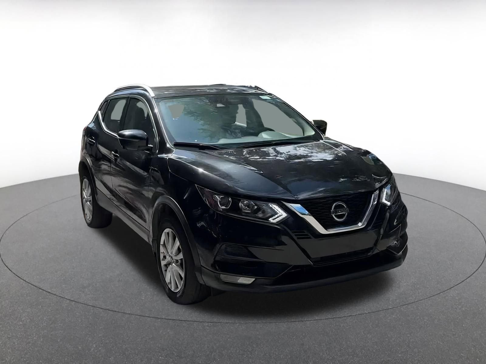 2022 Nissan Rogue Sport SV 3