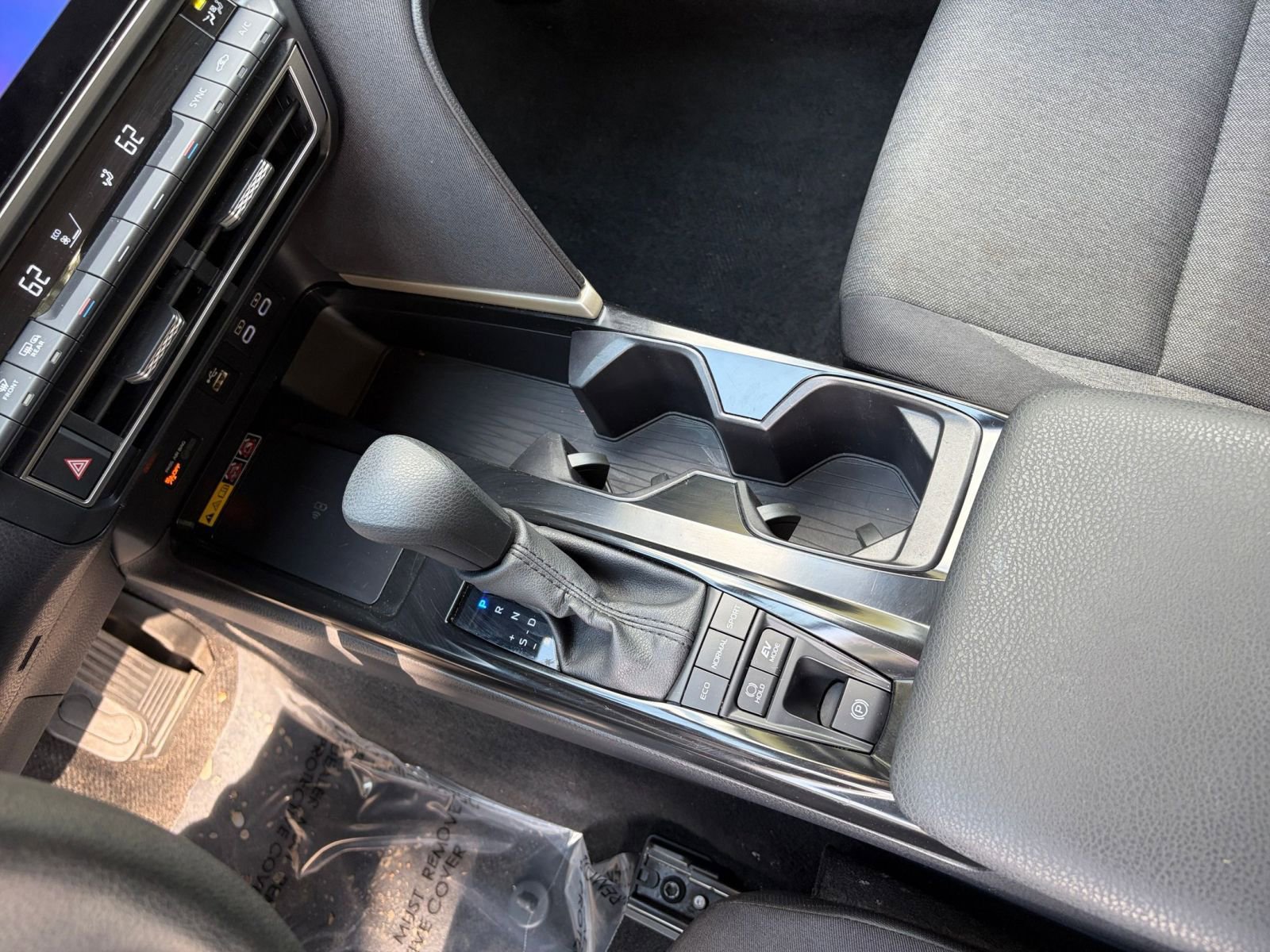 Thumbnail: 2025 Toyota Camry - 35