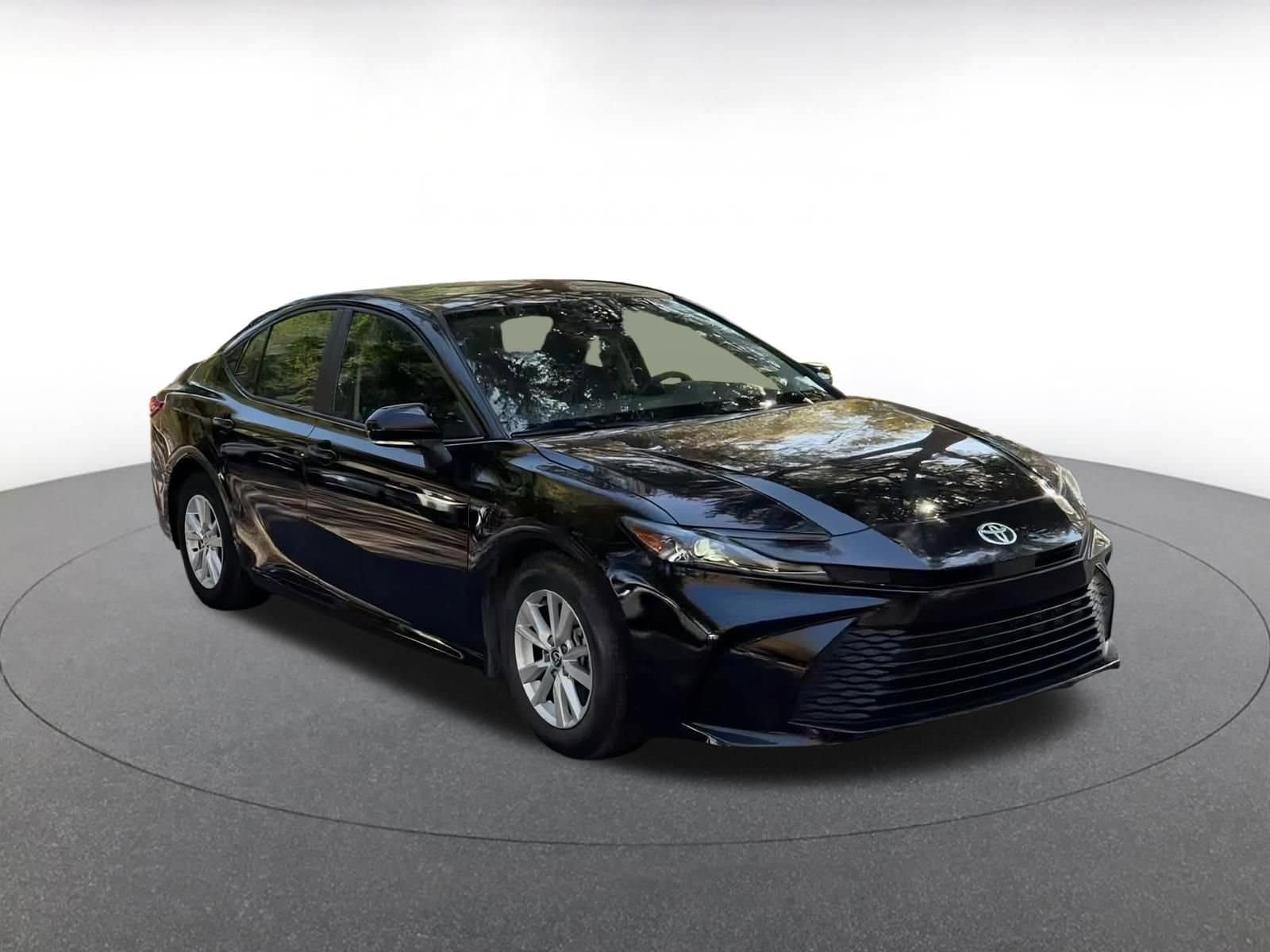Thumbnail: 2025 Toyota Camry - 3