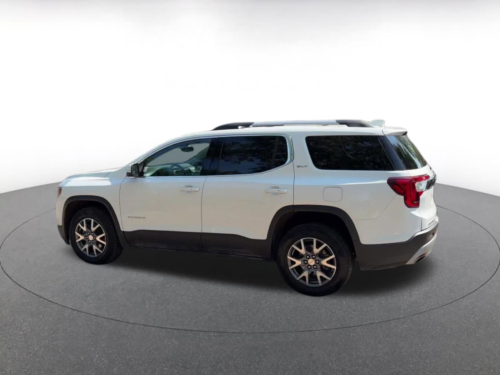 Thumbnail: 2023 GMC Acadia - 10