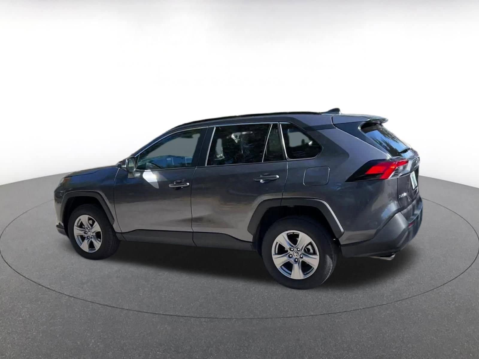 Thumbnail: 2025 Toyota RAV4 - 10