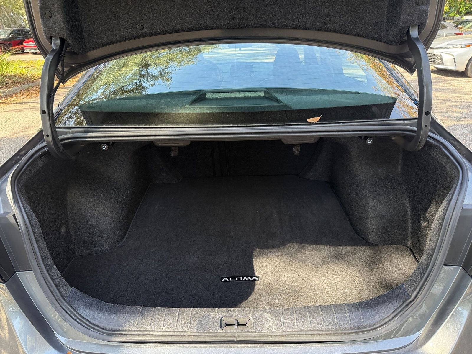 Thumbnail: 2025 Nissan Altima - 24