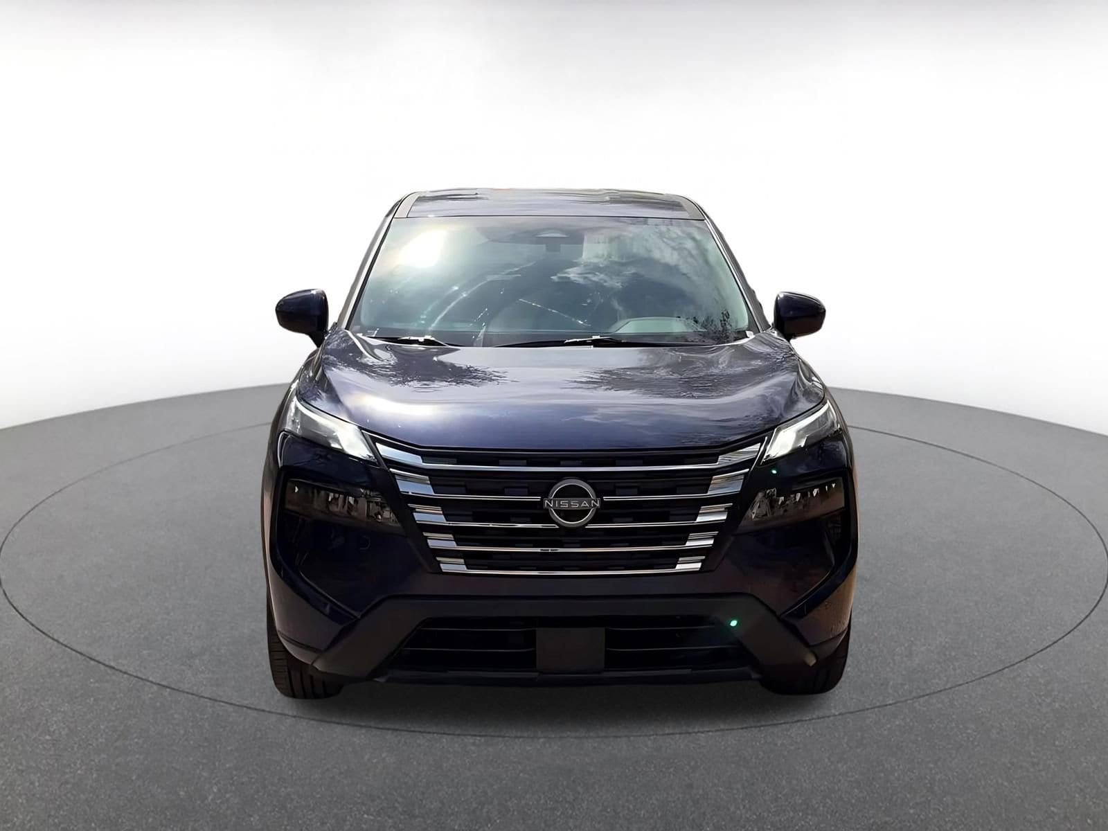 Thumbnail: 2025 Nissan Rogue - 4