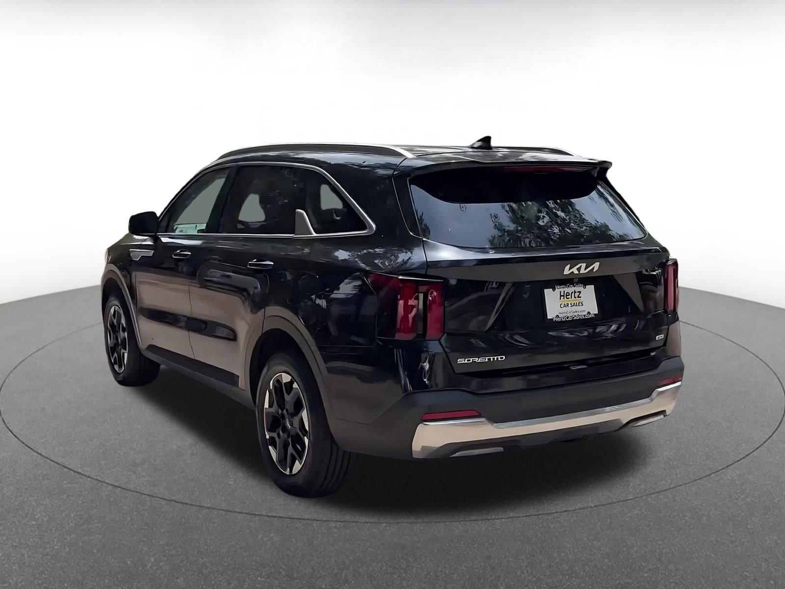 Thumbnail: 2024 Kia Sorento - 11