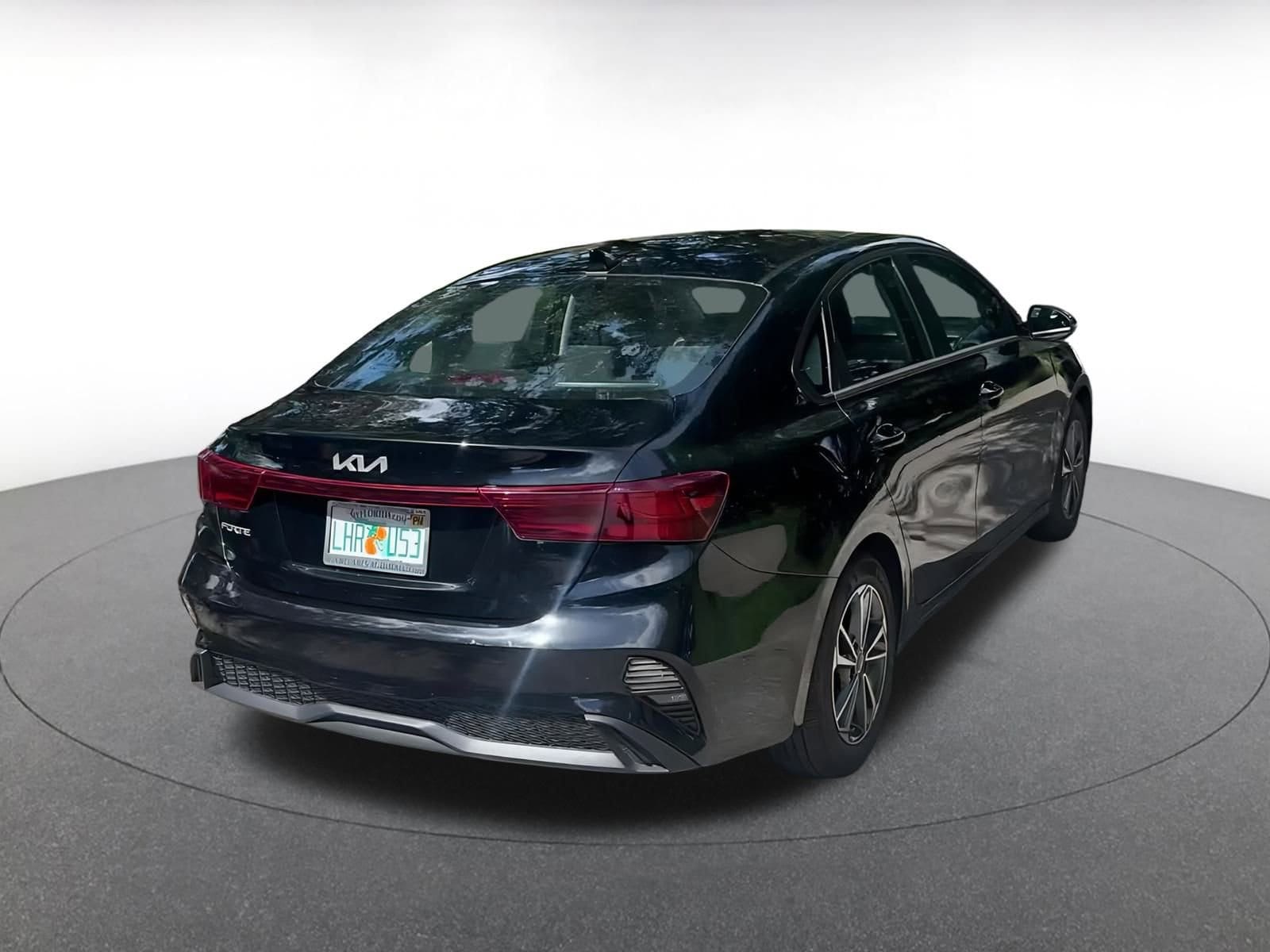 Thumbnail: 2024 Kia Forte - 14