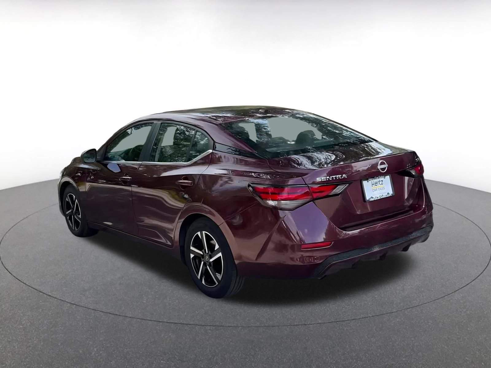 Thumbnail: 2024 Nissan Sentra - 10