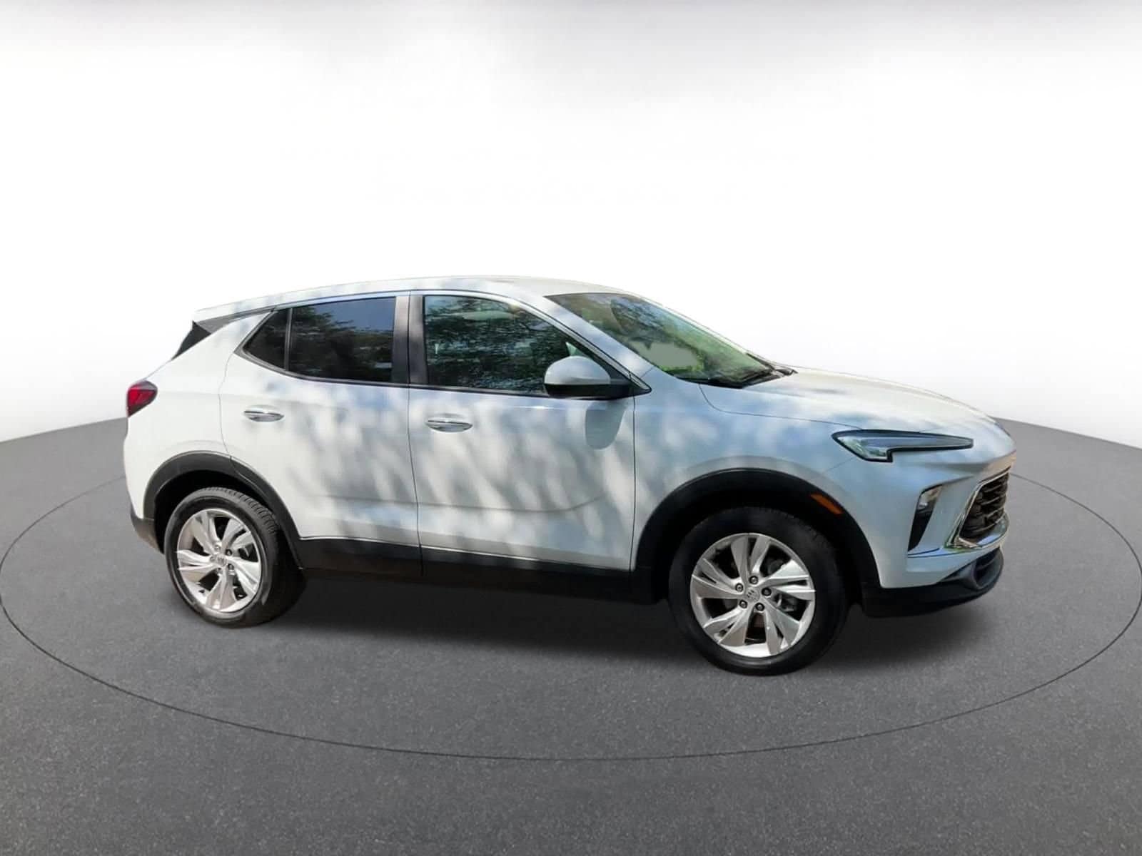 Thumbnail: 2025 Buick Encore GX - 2