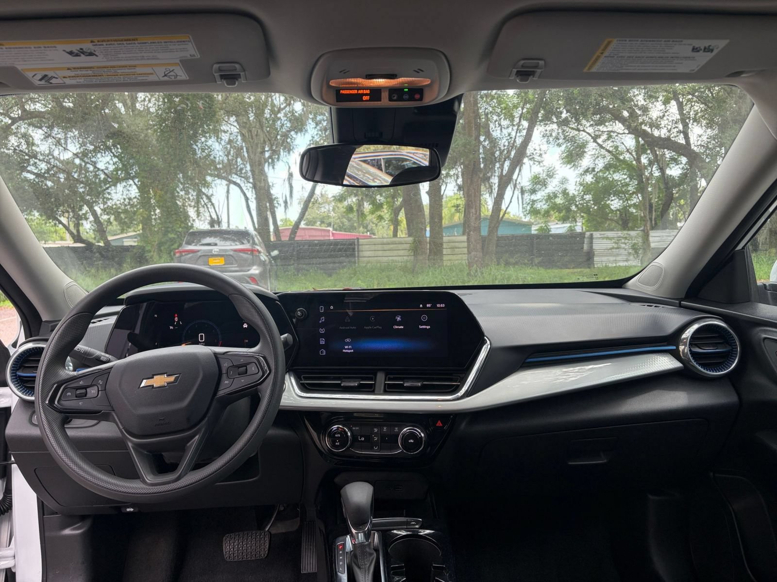 Thumbnail: 2025 Chevrolet Trax - 32