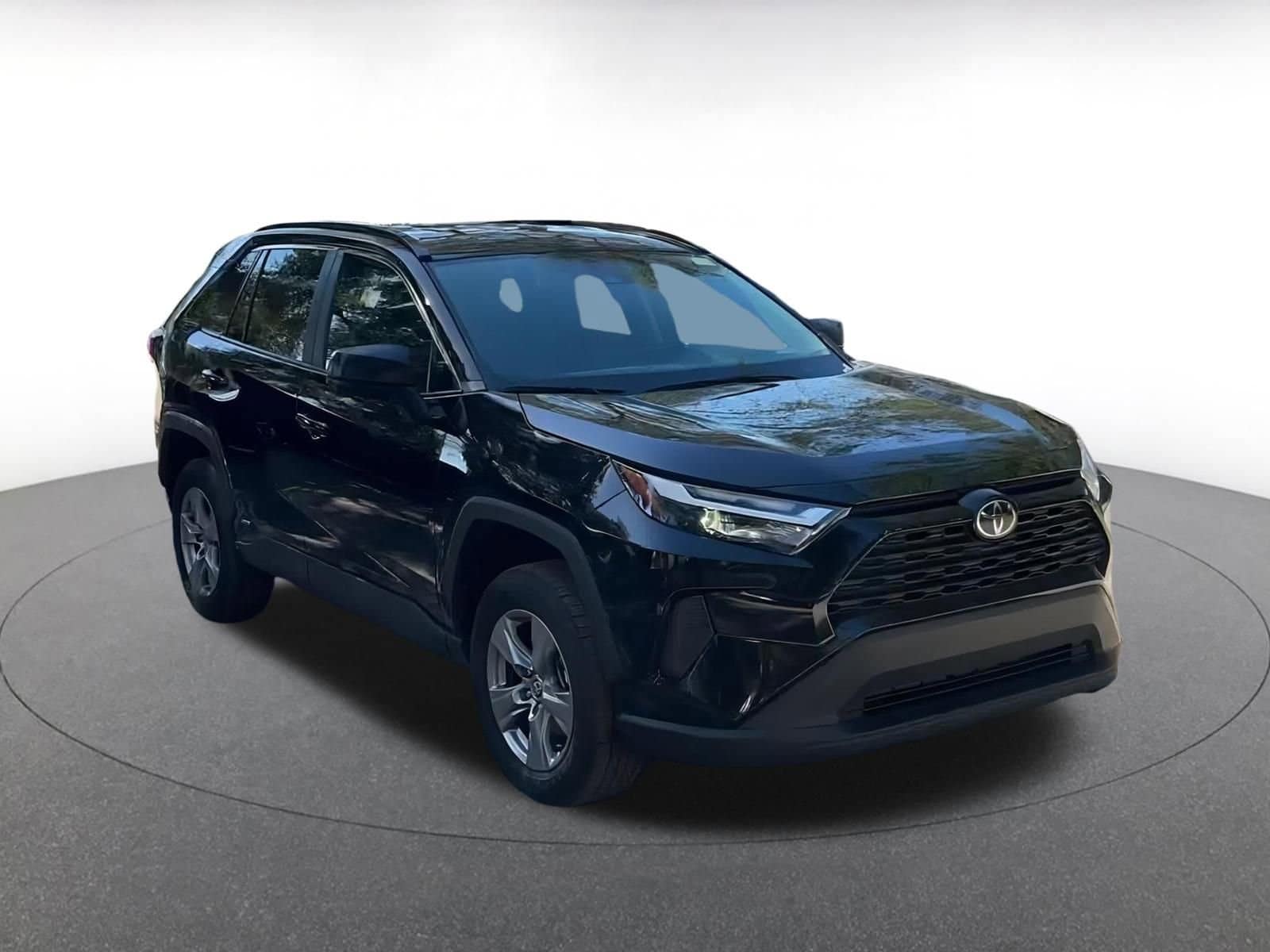 Thumbnail: 2025 Toyota RAV4 - 3