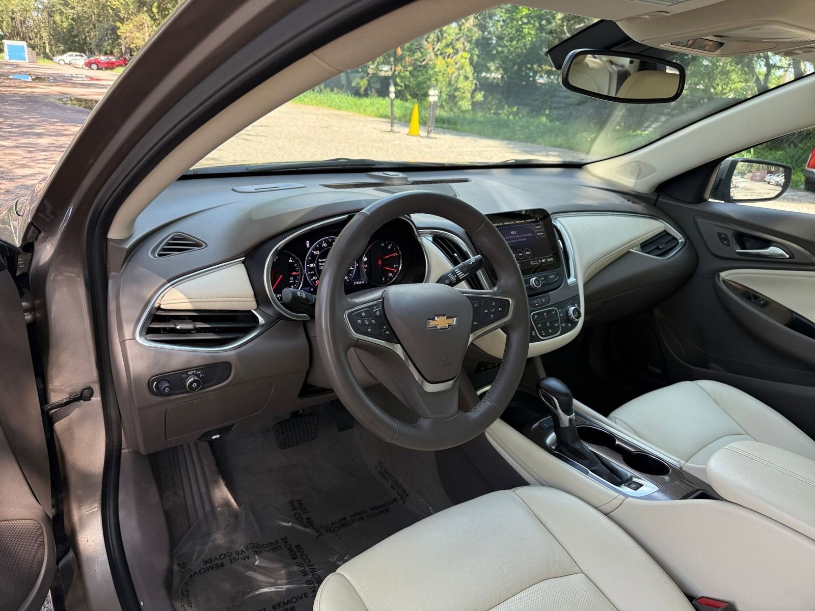 Thumbnail: 2024 Chevrolet Malibu - 28
