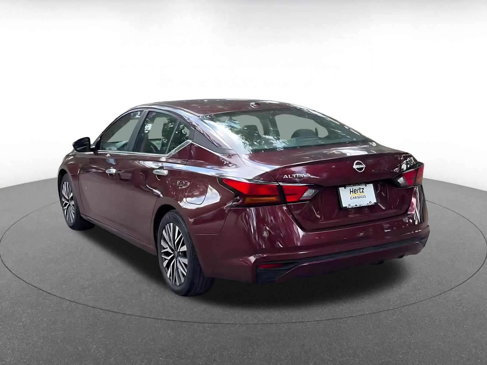 Thumbnail: 2024 Nissan Altima - 11