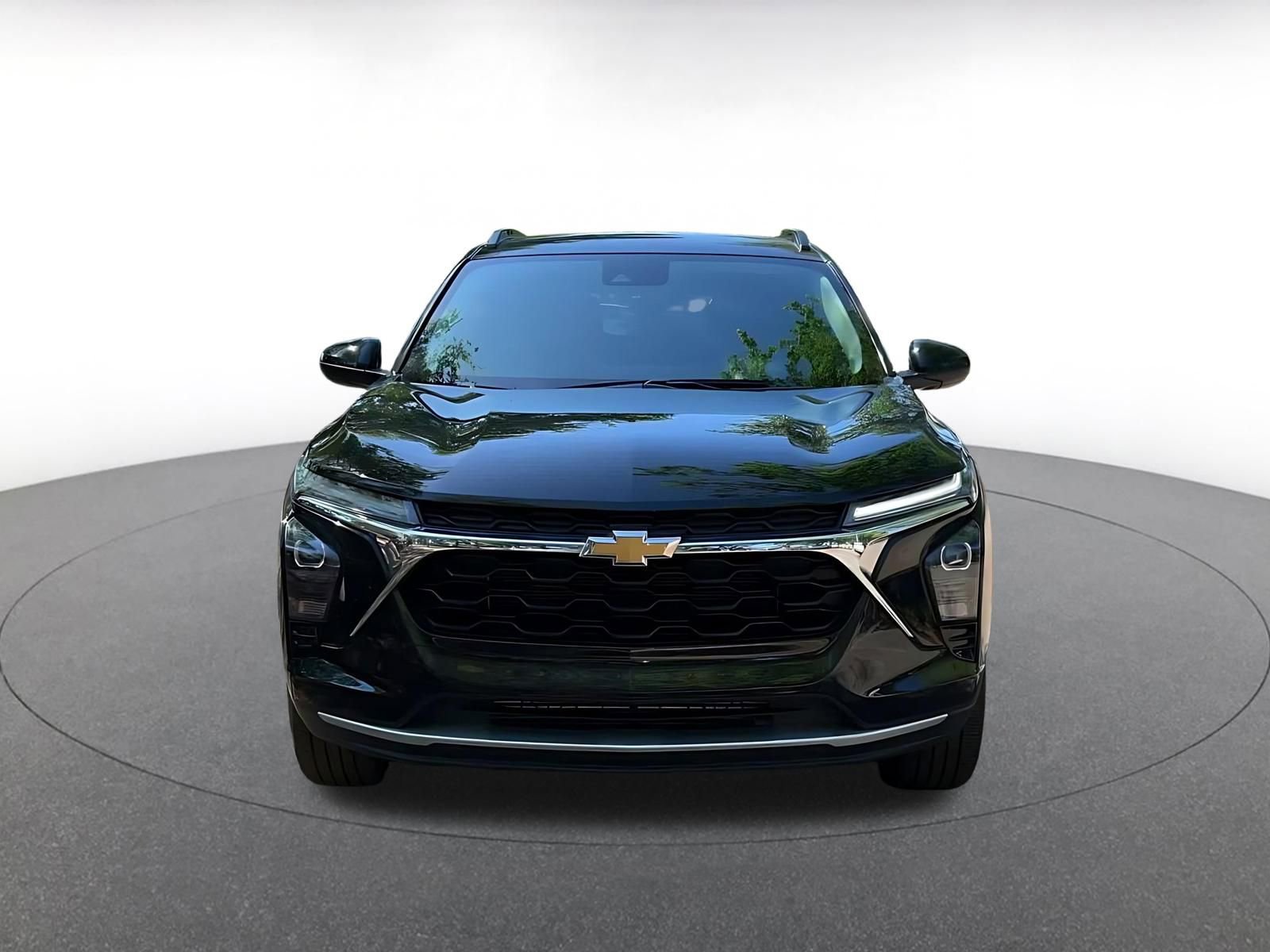 Thumbnail: 2025 Chevrolet Trax - 4