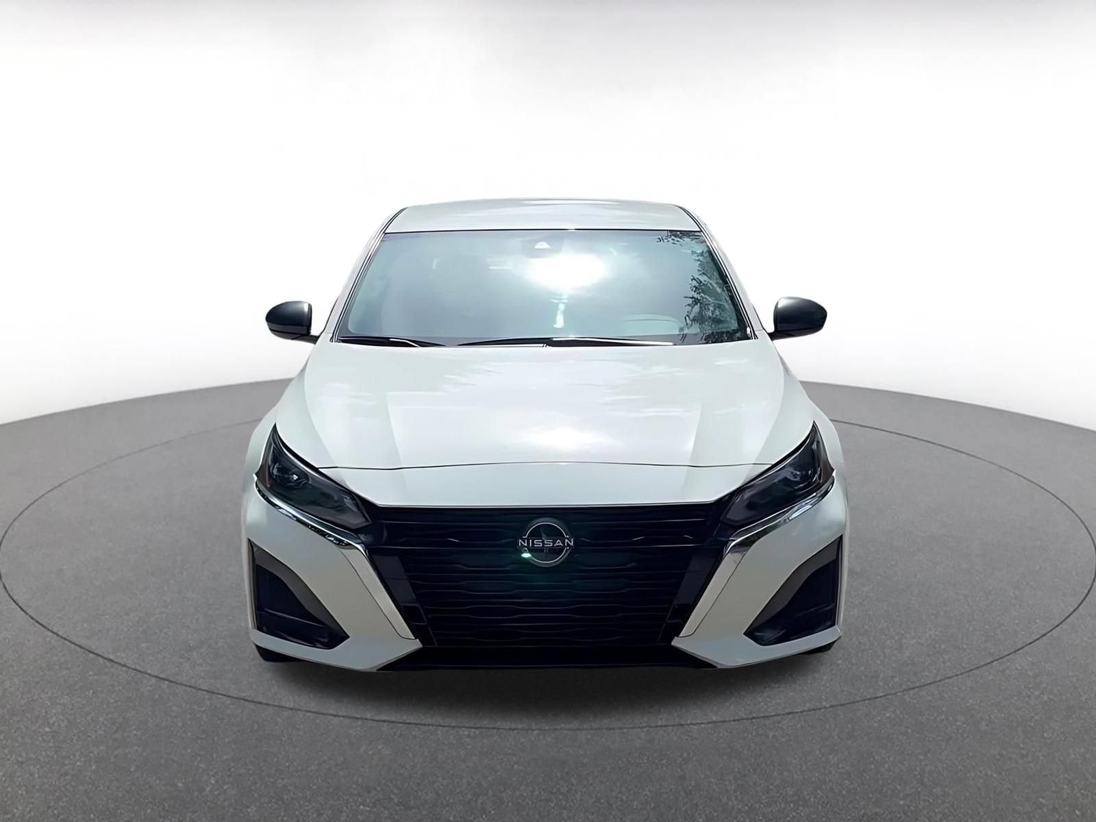 Thumbnail: 2025 Nissan Altima - 4