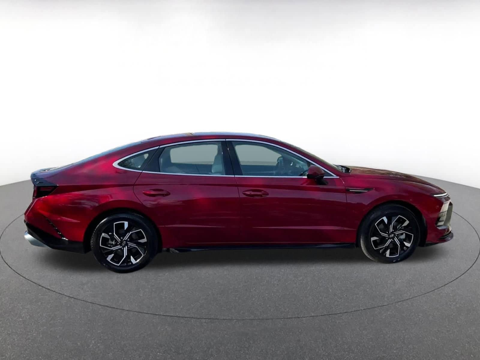 Thumbnail: 2025 Hyundai Sonata - 16