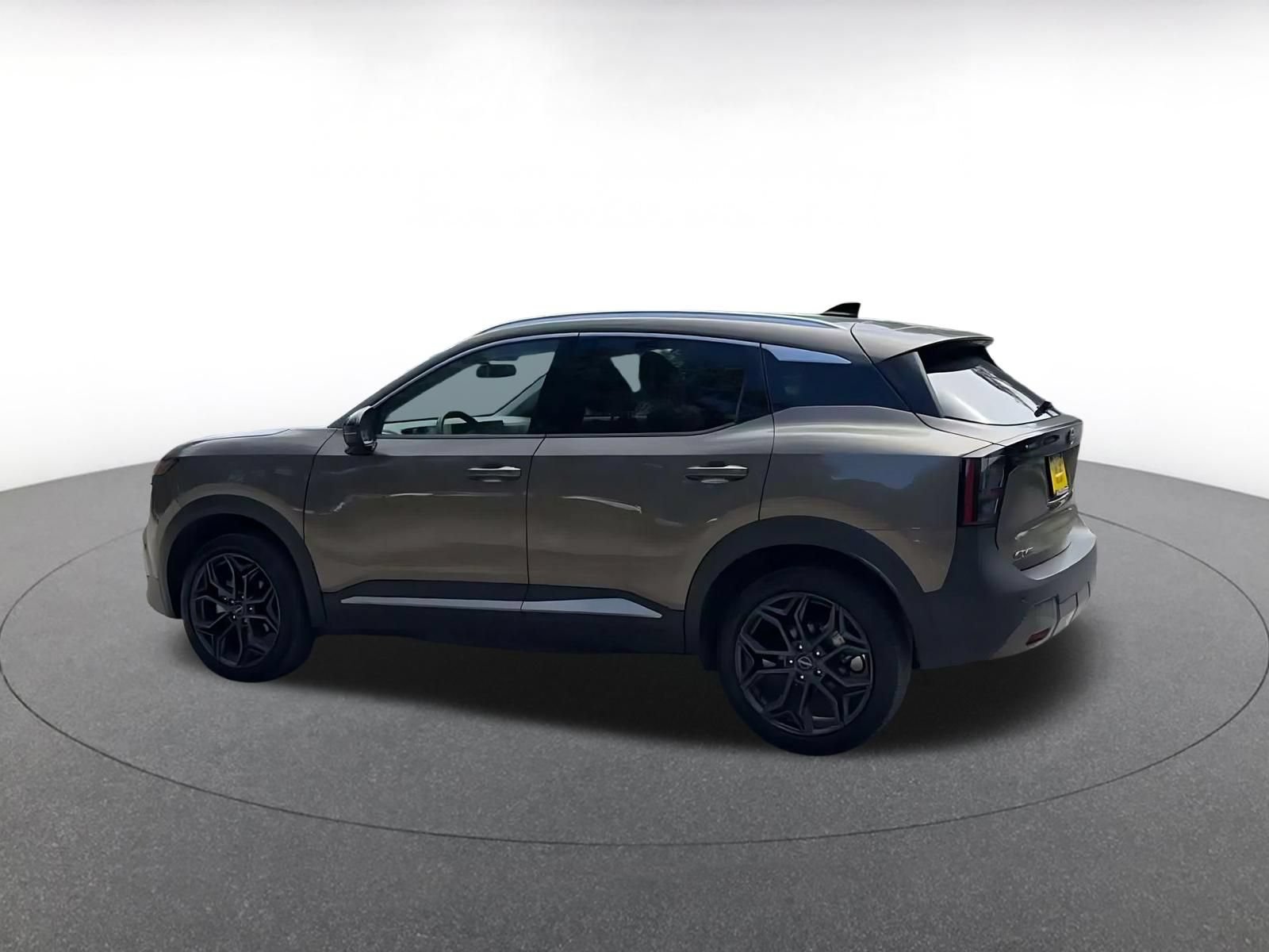 Thumbnail: 2026 Nissan Kicks - 9