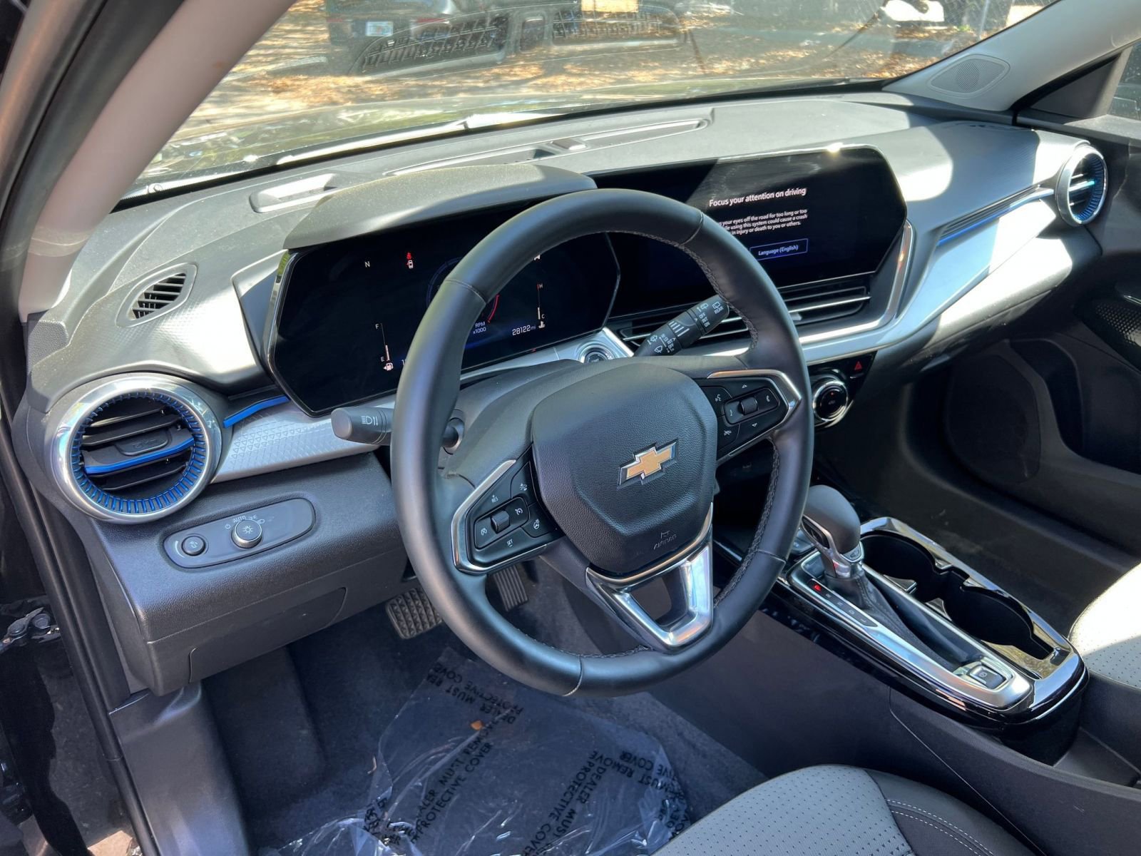 Thumbnail: 2025 Chevrolet Trax - 31