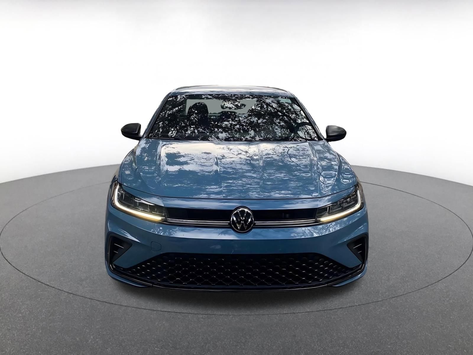 Thumbnail: 2025 Volkswagen Jetta - 2