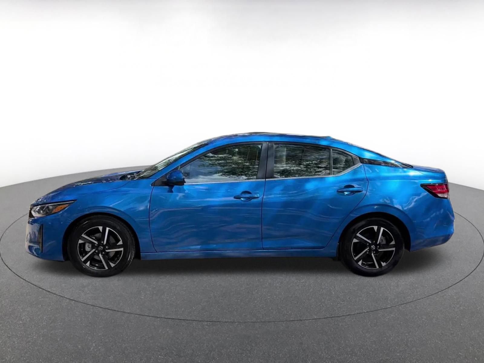 Thumbnail: 2025 Nissan Sentra - 15