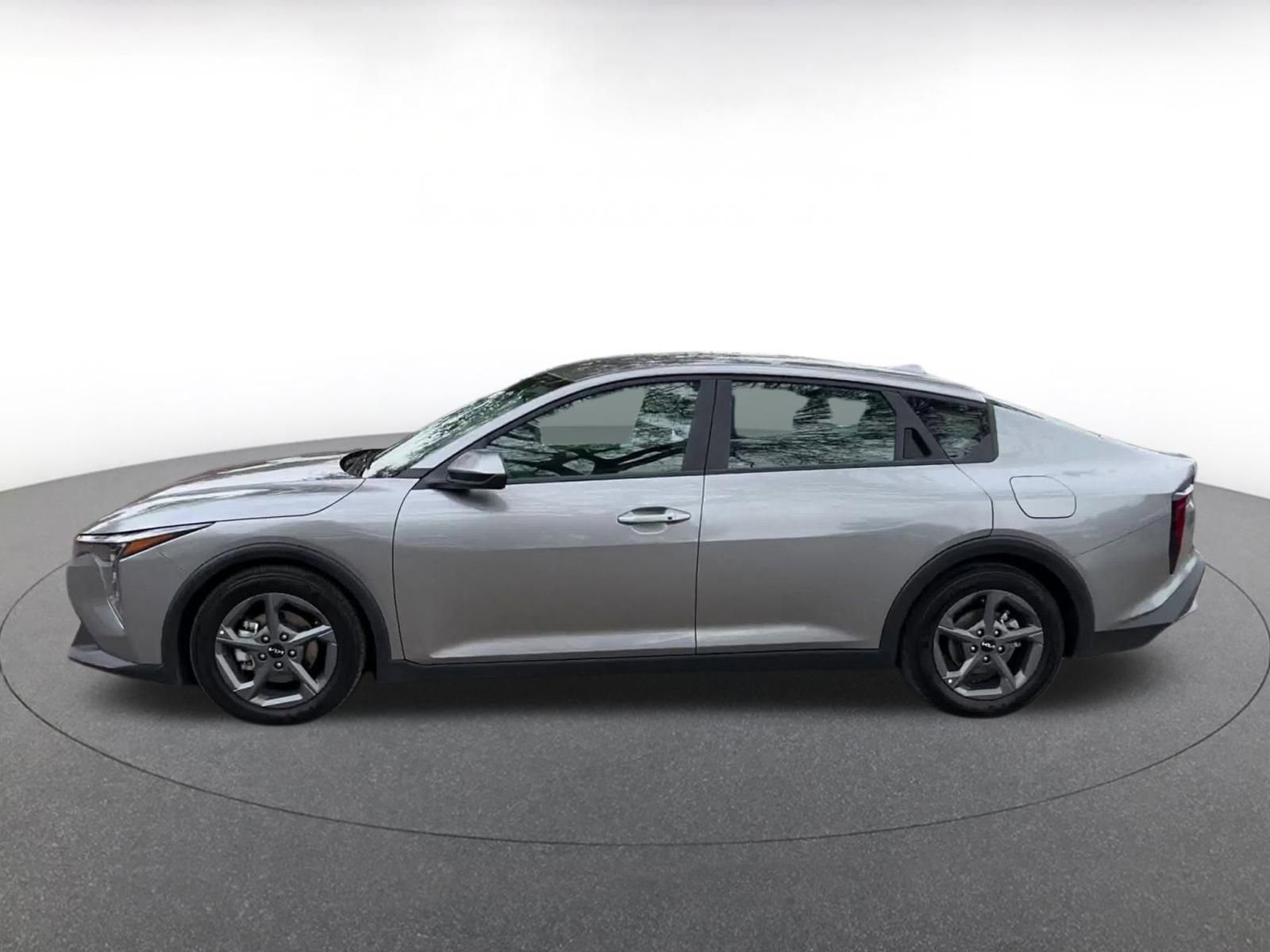 Thumbnail: 2025 Kia K4 - 9