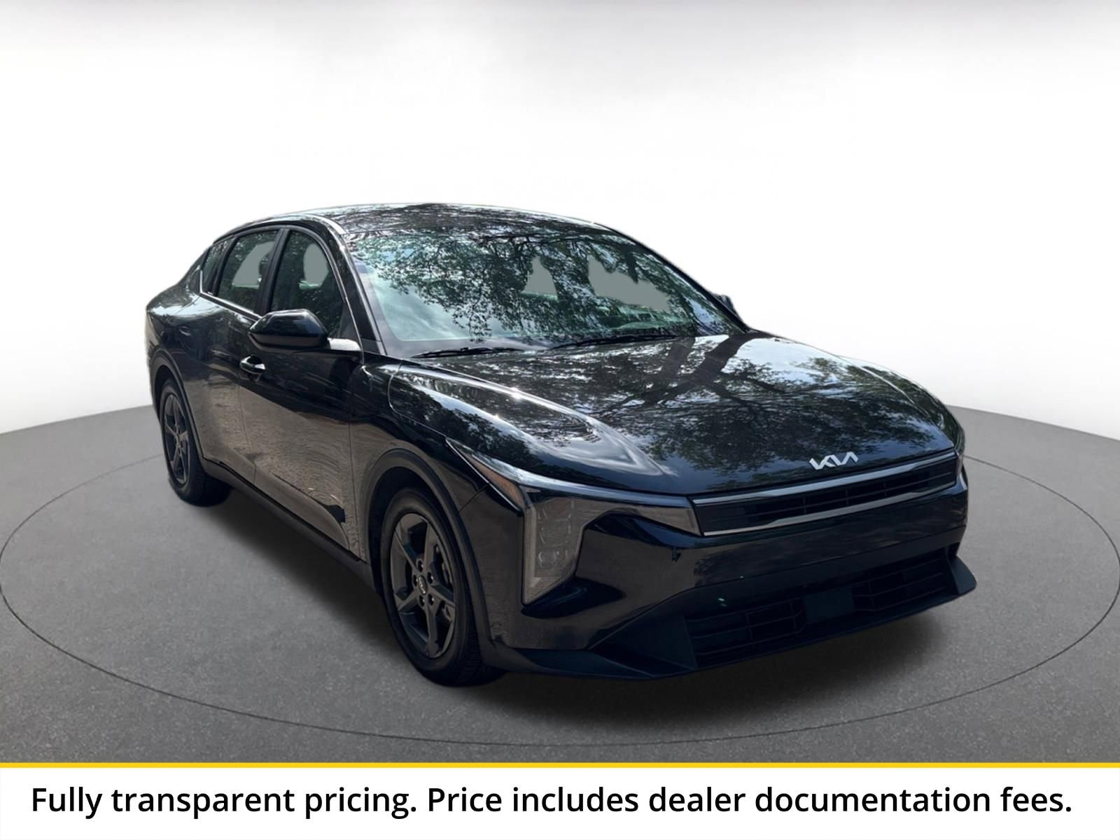 Thumbnail: 2025 Kia K4 - 1