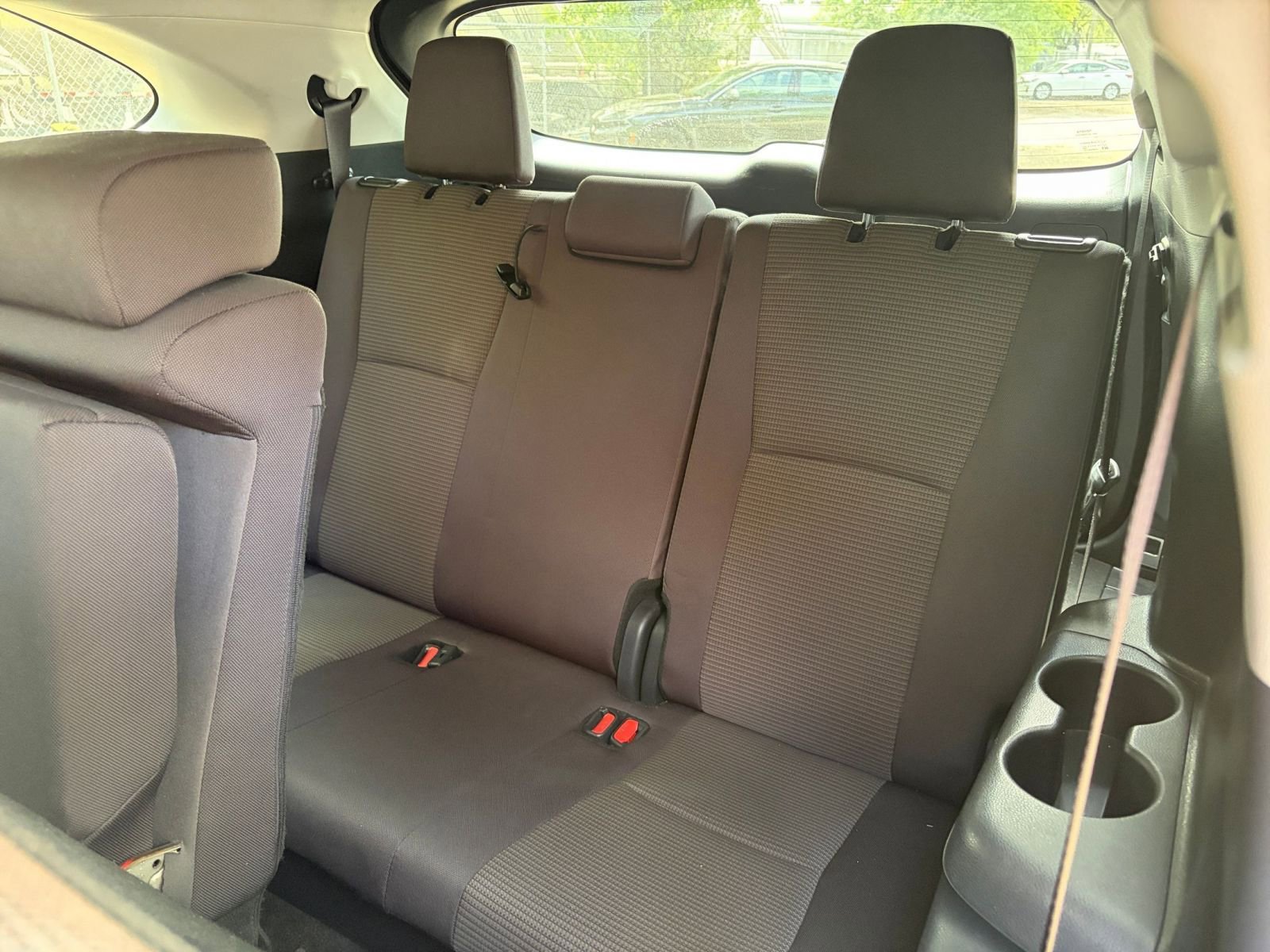 Thumbnail: 2025 Toyota Highlander - 29