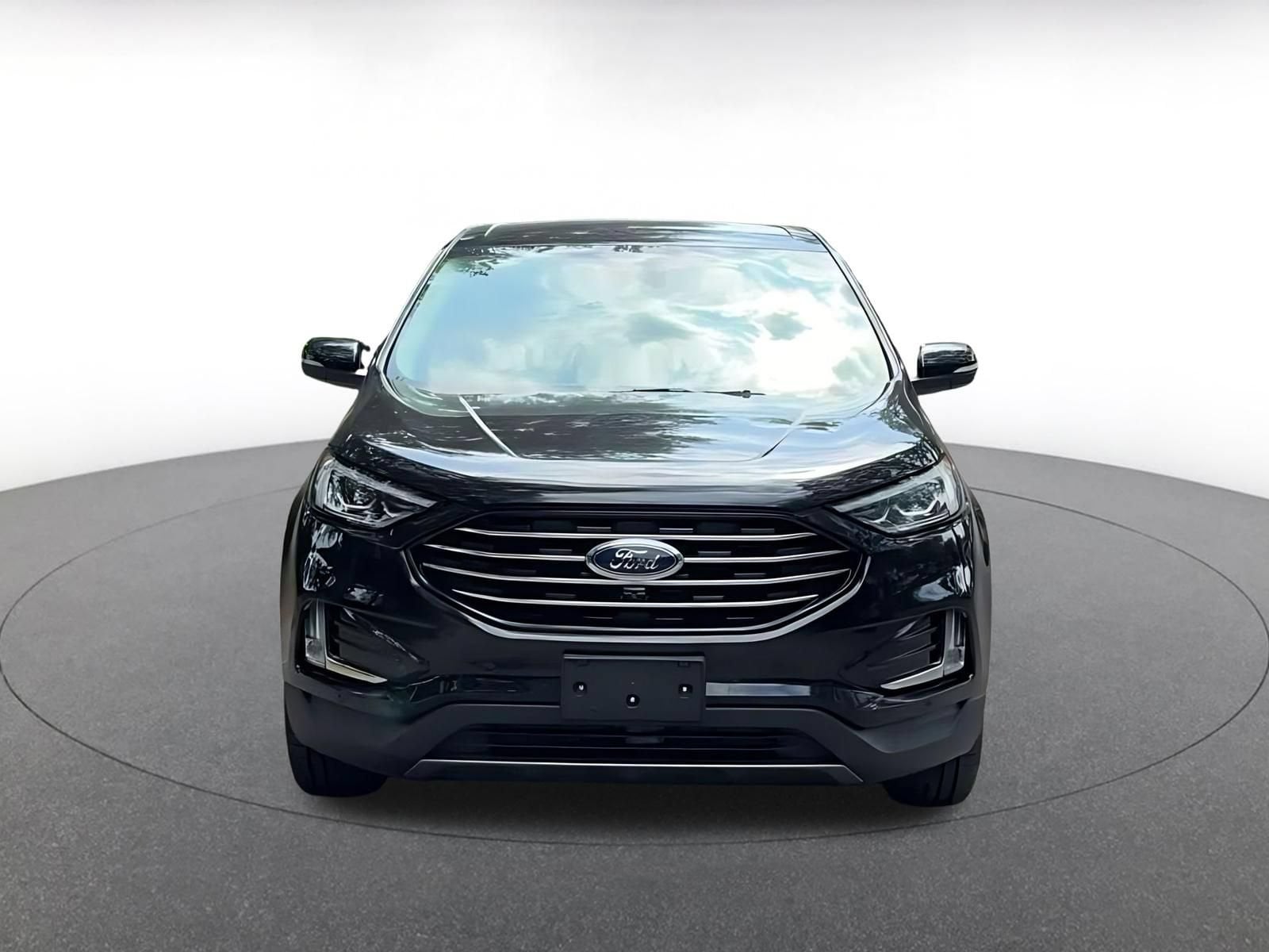 Thumbnail: 2022 Ford Edge - 4