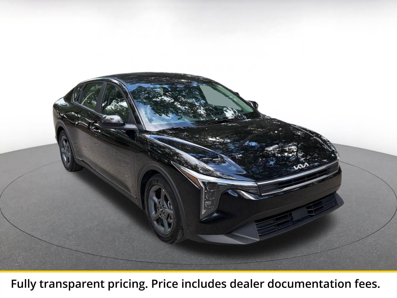 Thumbnail: 2025 Kia K4 - 1