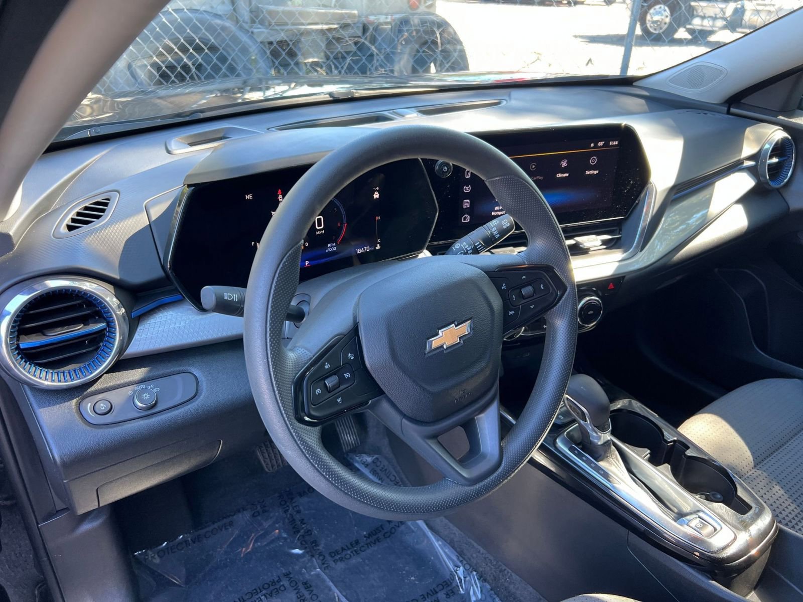 Thumbnail: 2025 Chevrolet Trax - 29