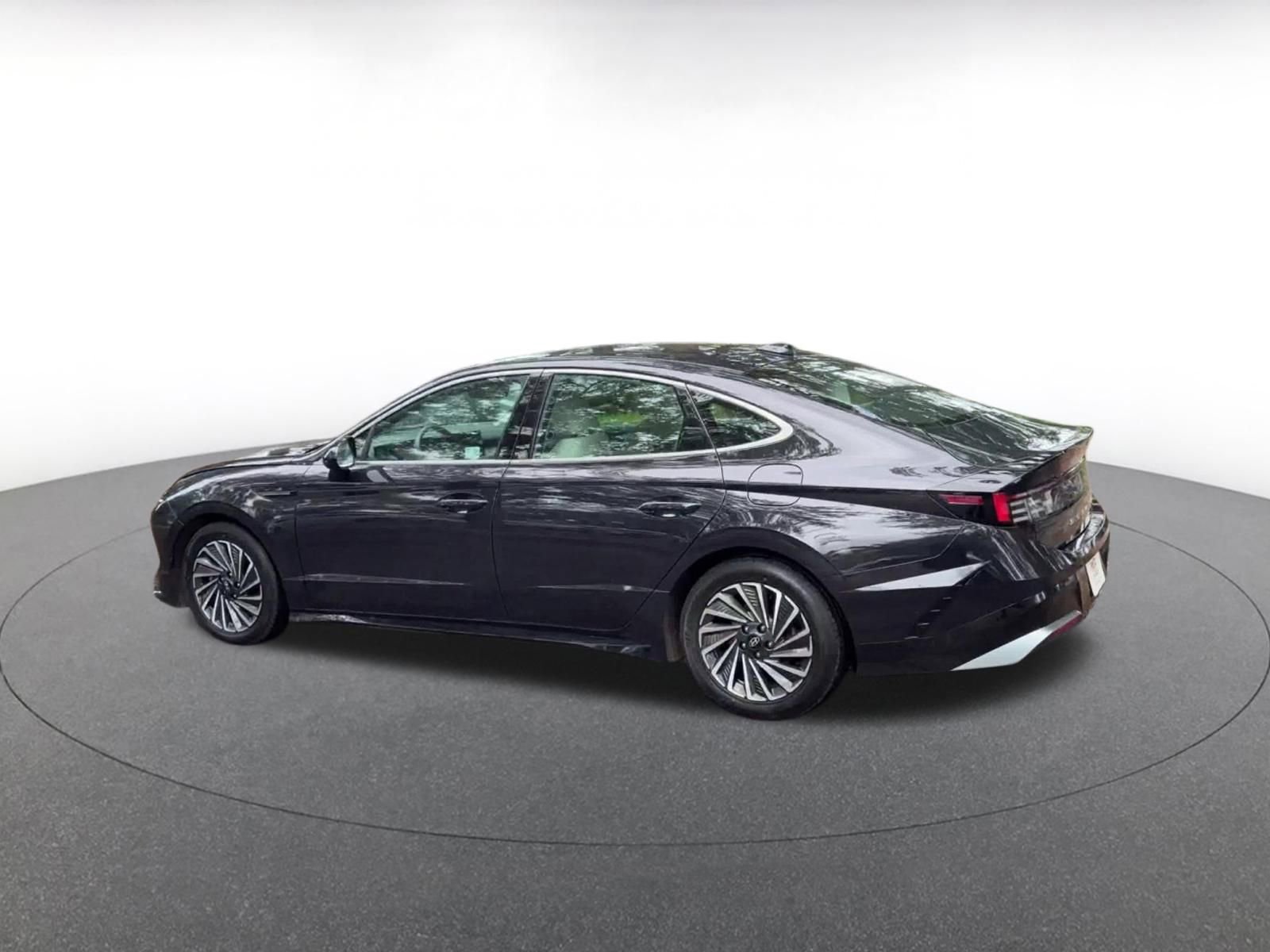 Thumbnail: 2025 Hyundai Sonata - 11