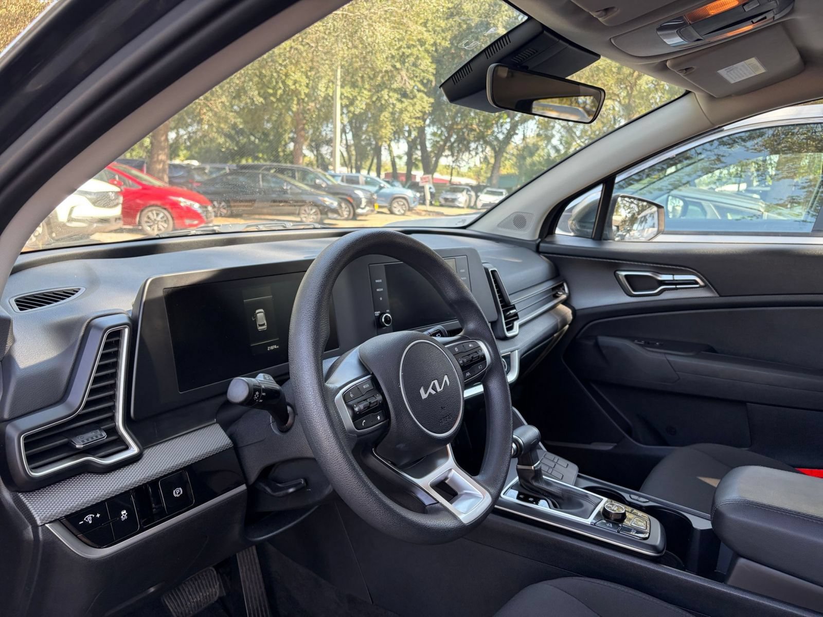Thumbnail: 2025 Kia Sportage - 32