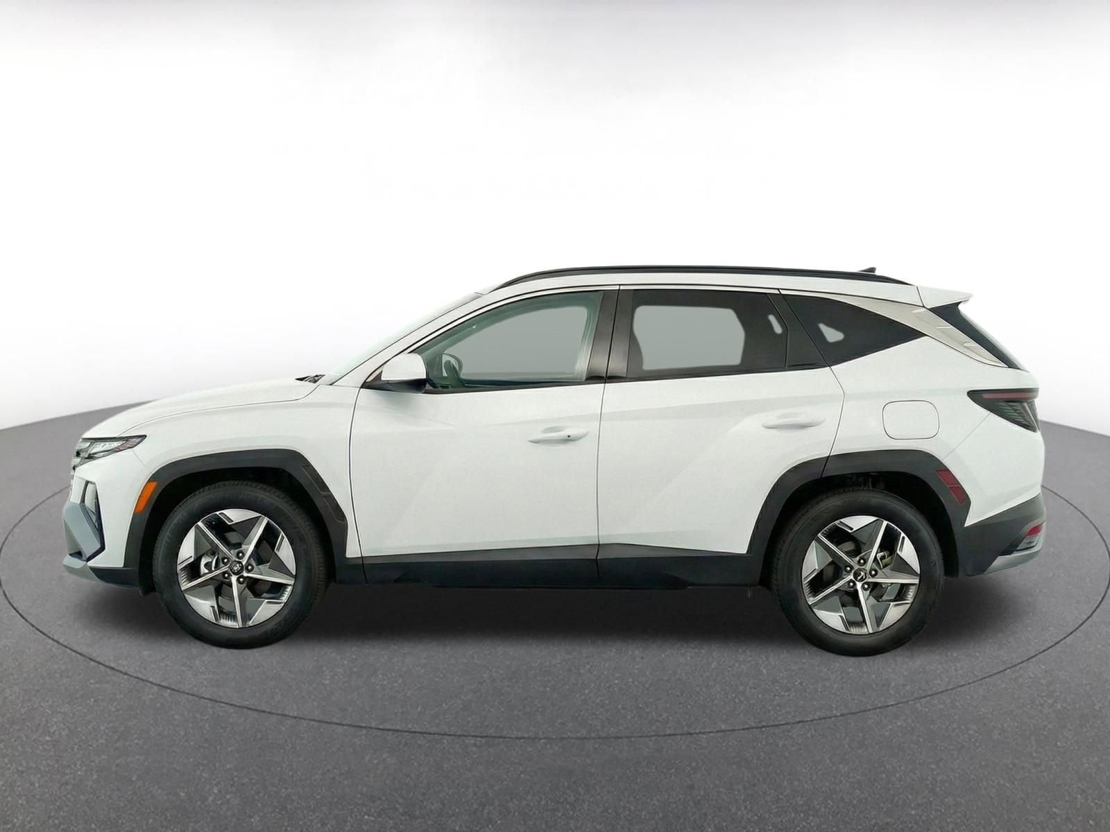 Thumbnail: 2025 Hyundai Tucson - 4
