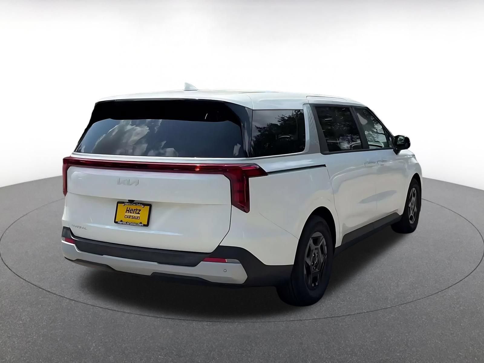 Thumbnail: 2026 Kia Carnival - 14