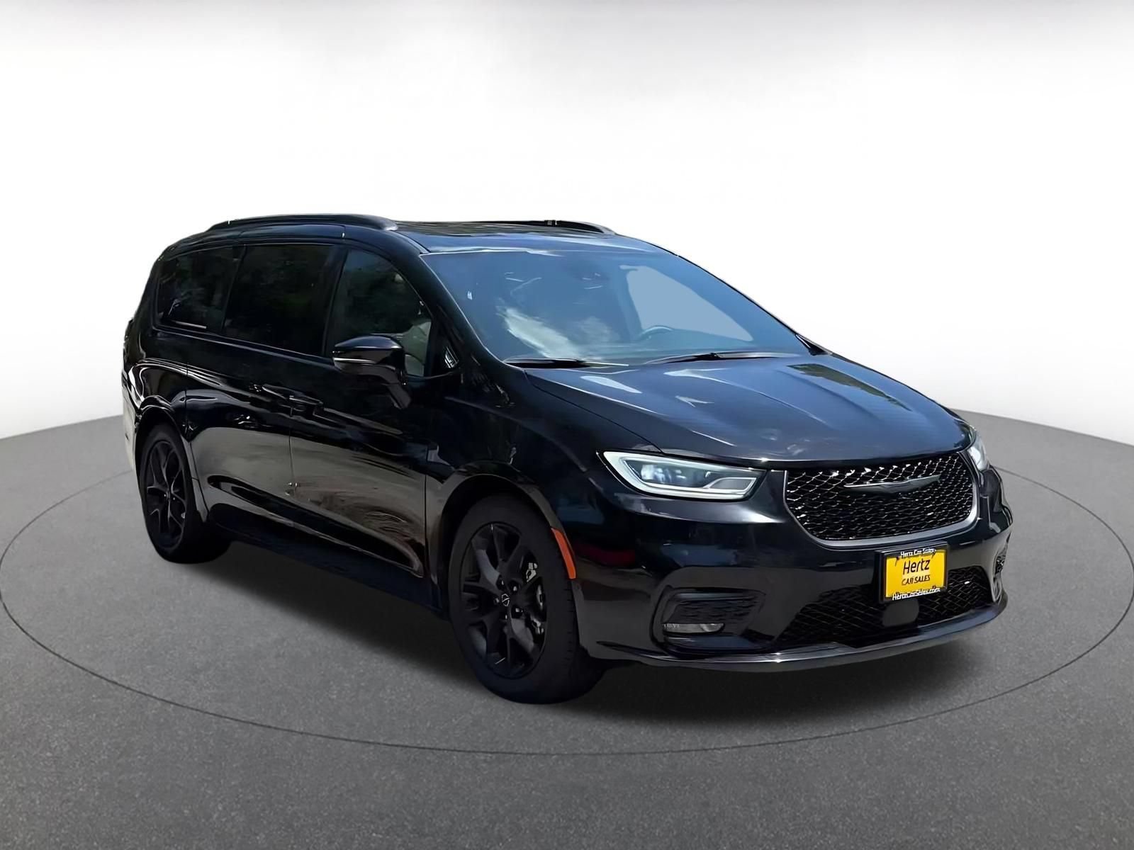Thumbnail: 2025 Chrysler Pacifica - 2