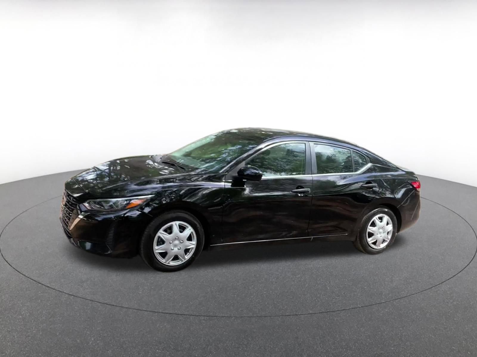 Thumbnail: 2025 Nissan Sentra - 8