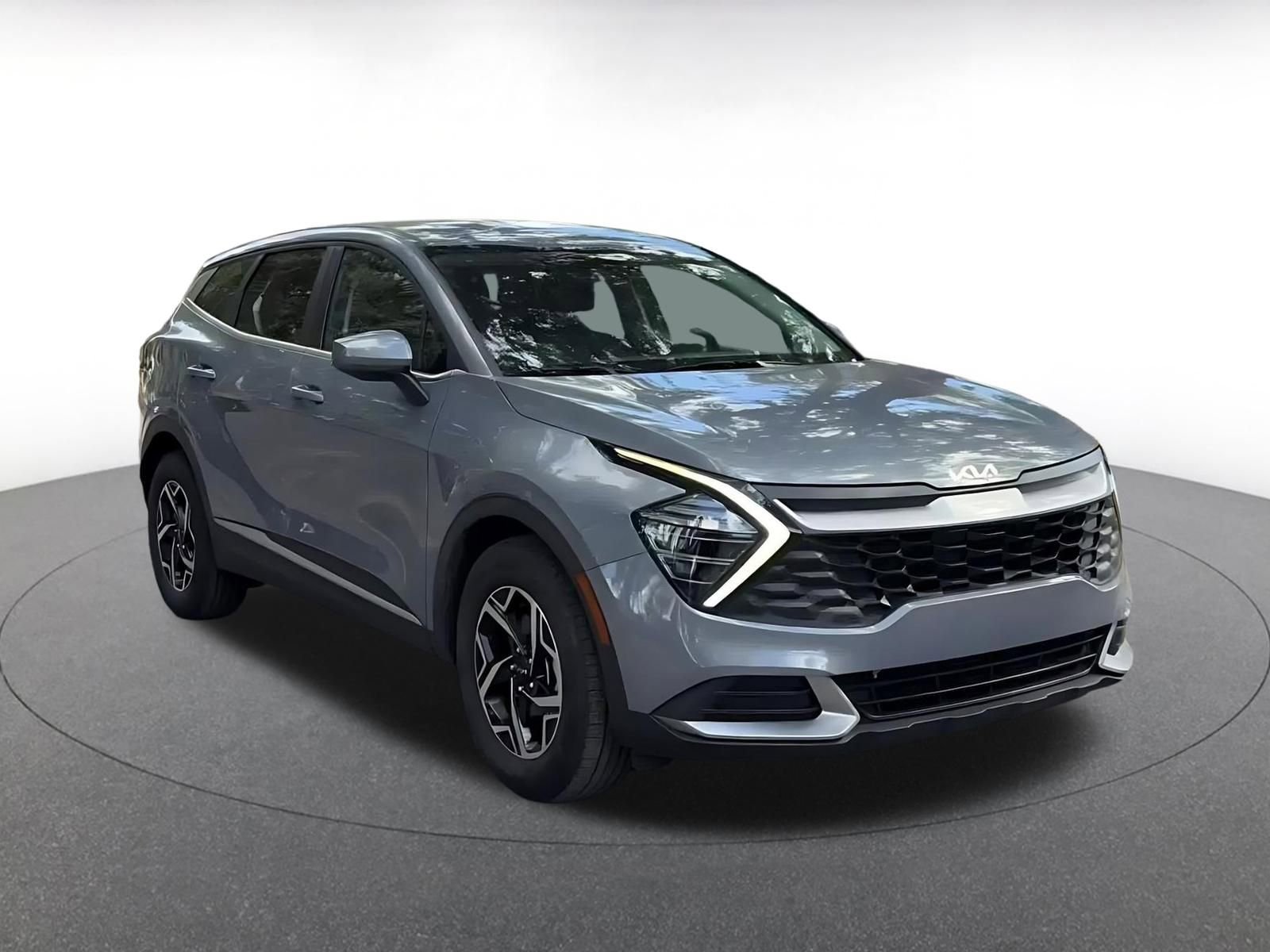 Thumbnail: 2025 Kia Sportage - 3