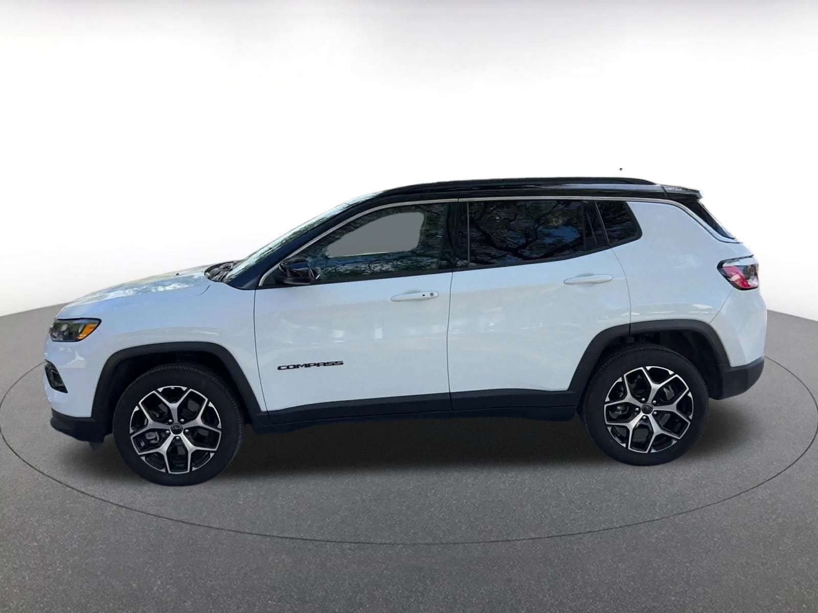 Thumbnail: 2025 Jeep Compass - 9