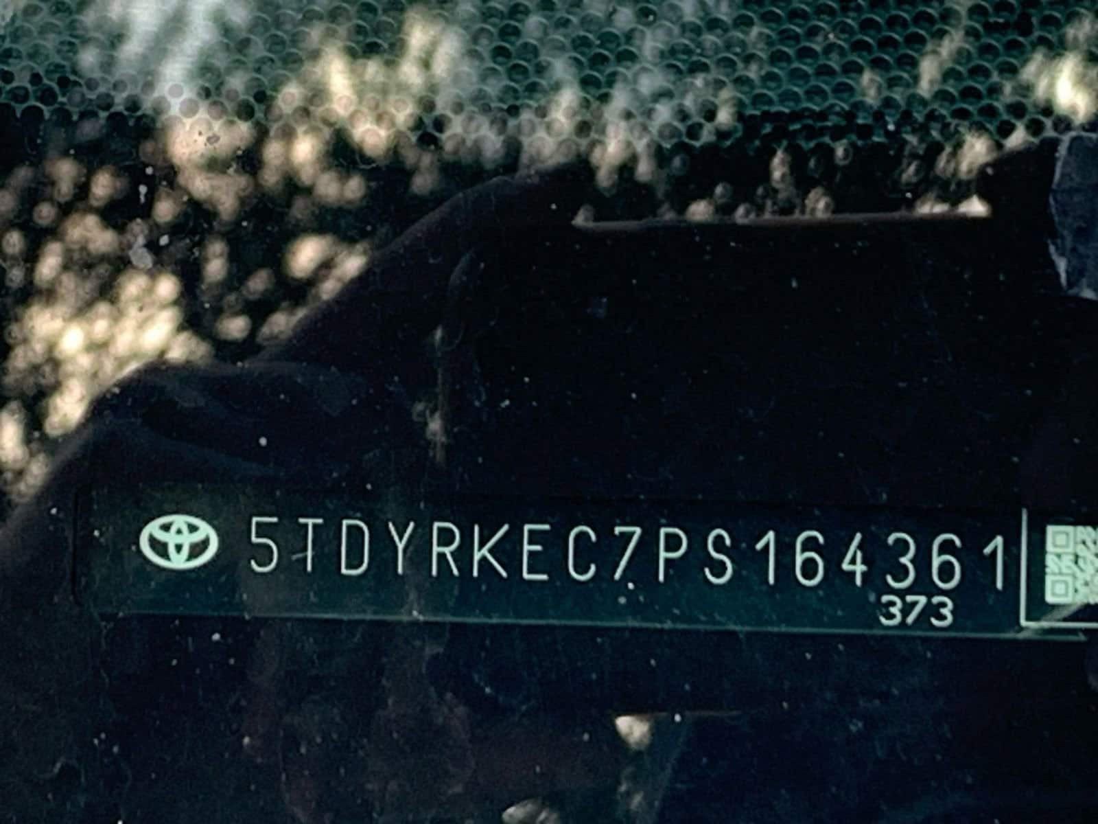 2023 Toyota Sienna XLE 23
