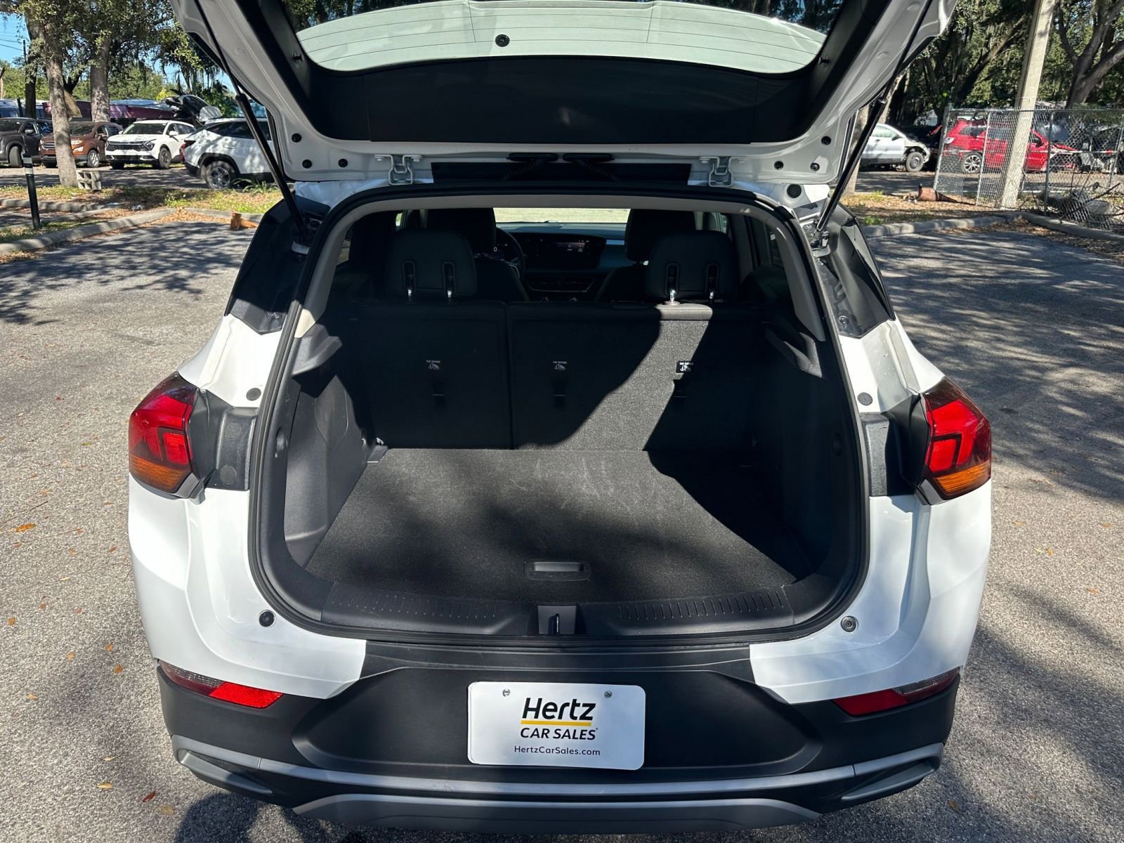 Thumbnail: 2025 Buick Encore GX - 24