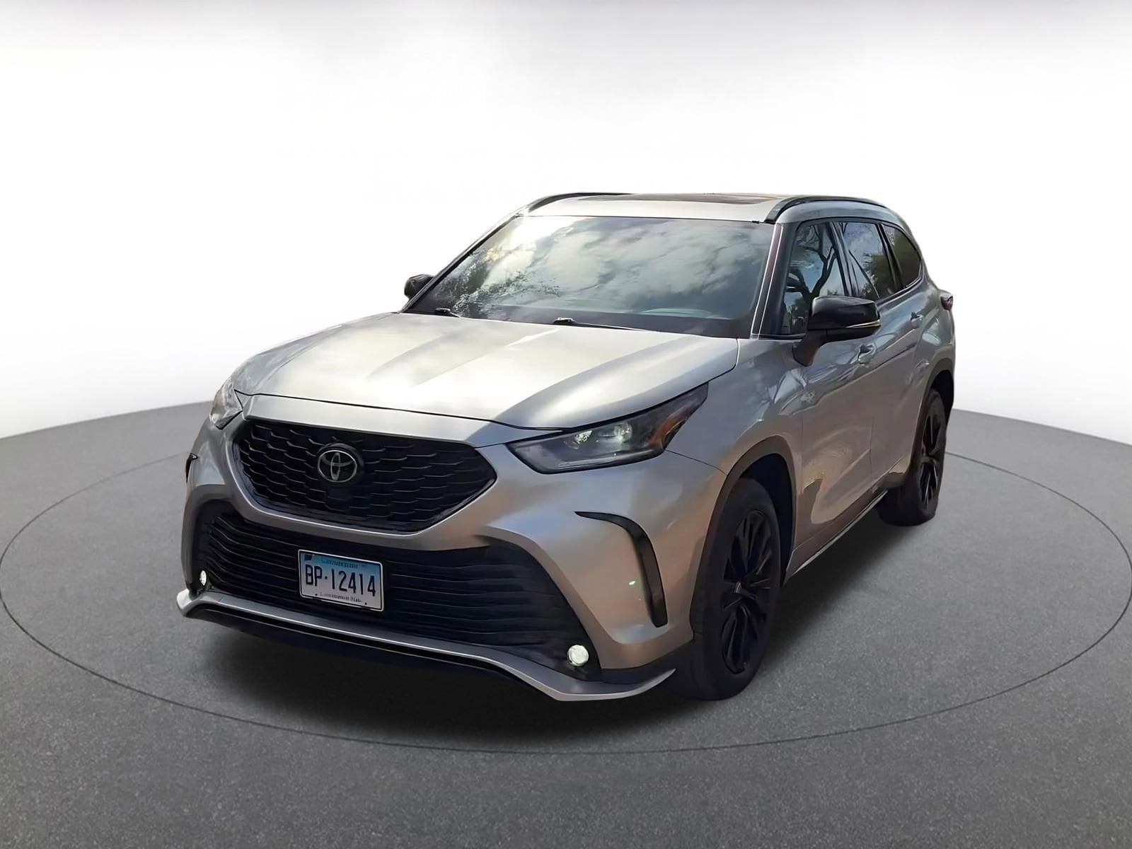 Thumbnail: 2024 Toyota Highlander - 7