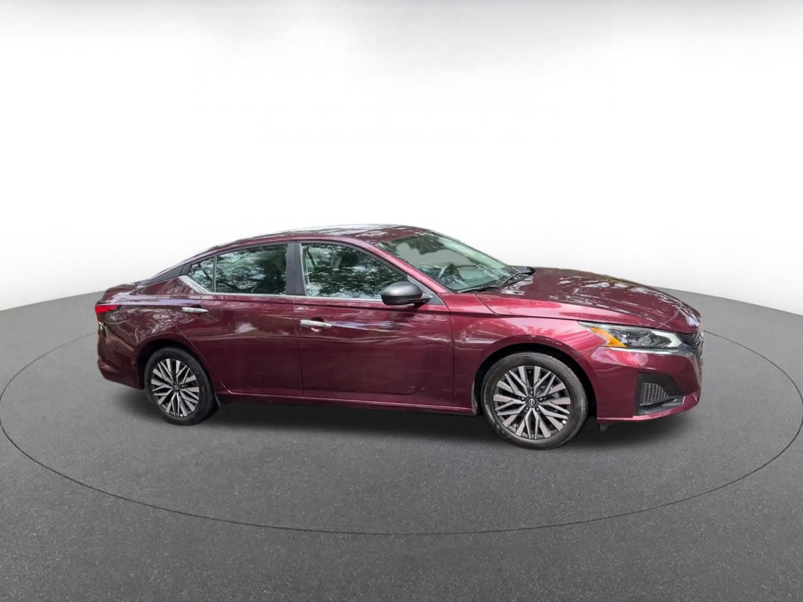 Thumbnail: 2025 Nissan Altima - 2