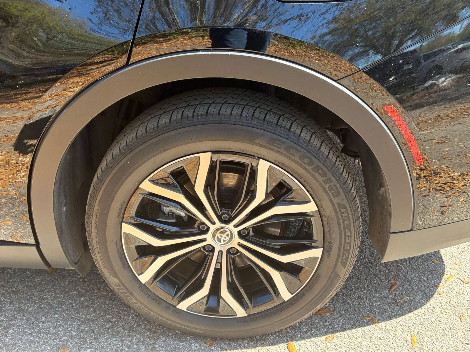 Thumbnail: 2025 Toyota Crown - 25