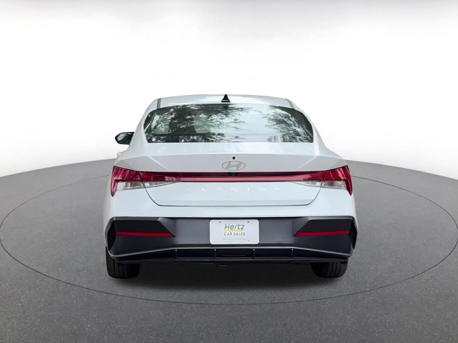 Thumbnail: 2025 Hyundai Elantra - 12