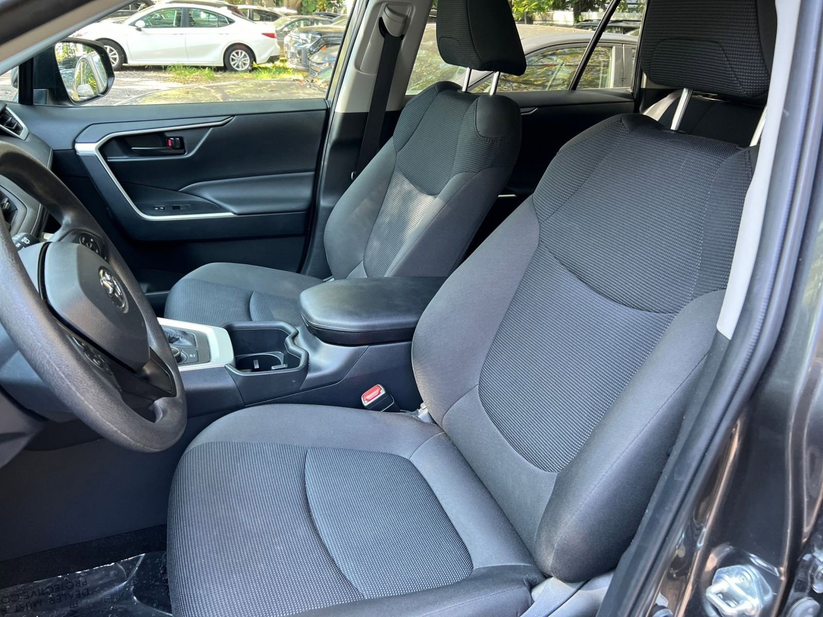 Thumbnail: 2025 Toyota RAV4 - 30