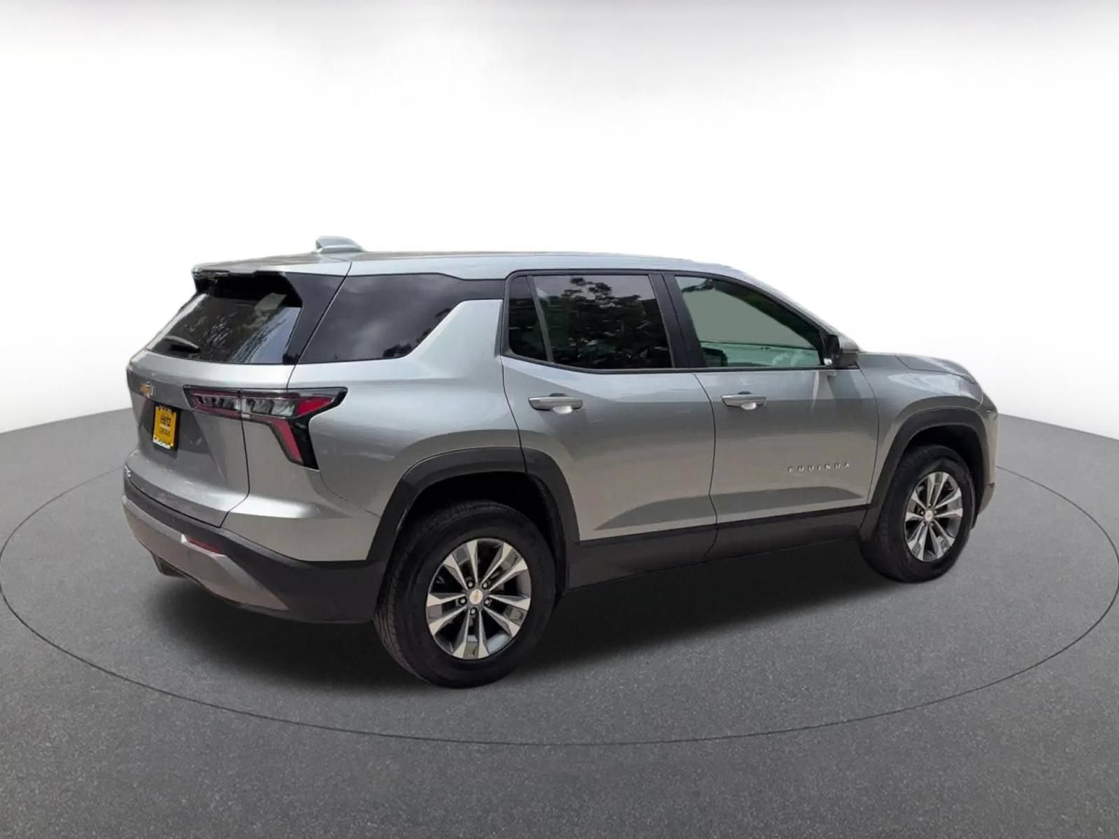 Thumbnail: 2025 Chevrolet Equinox - 15