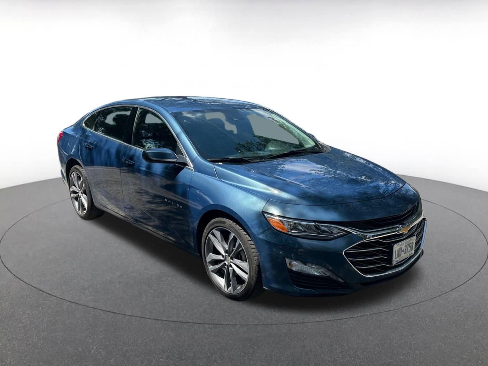 Thumbnail: 2024 Chevrolet Malibu - 1