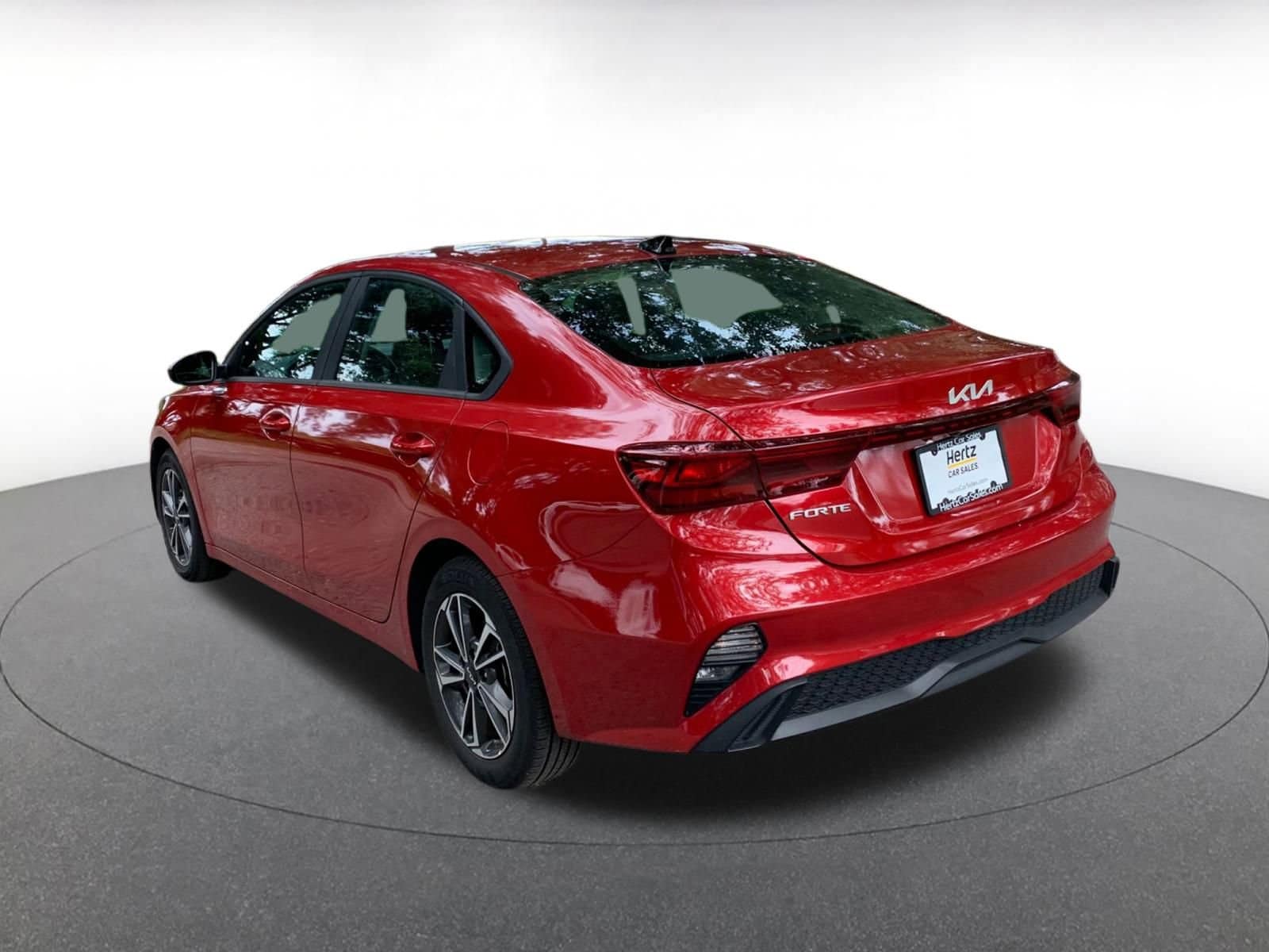 Thumbnail: 2024 Kia Forte - 5