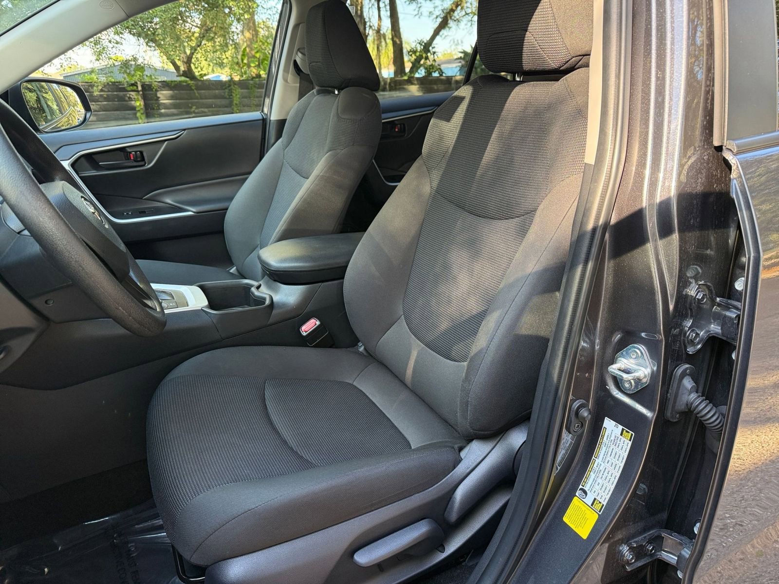 Thumbnail: 2025 Toyota RAV4 - 30