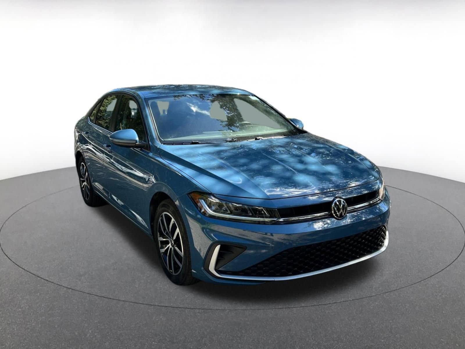 Thumbnail: 2025 Volkswagen Jetta - 1